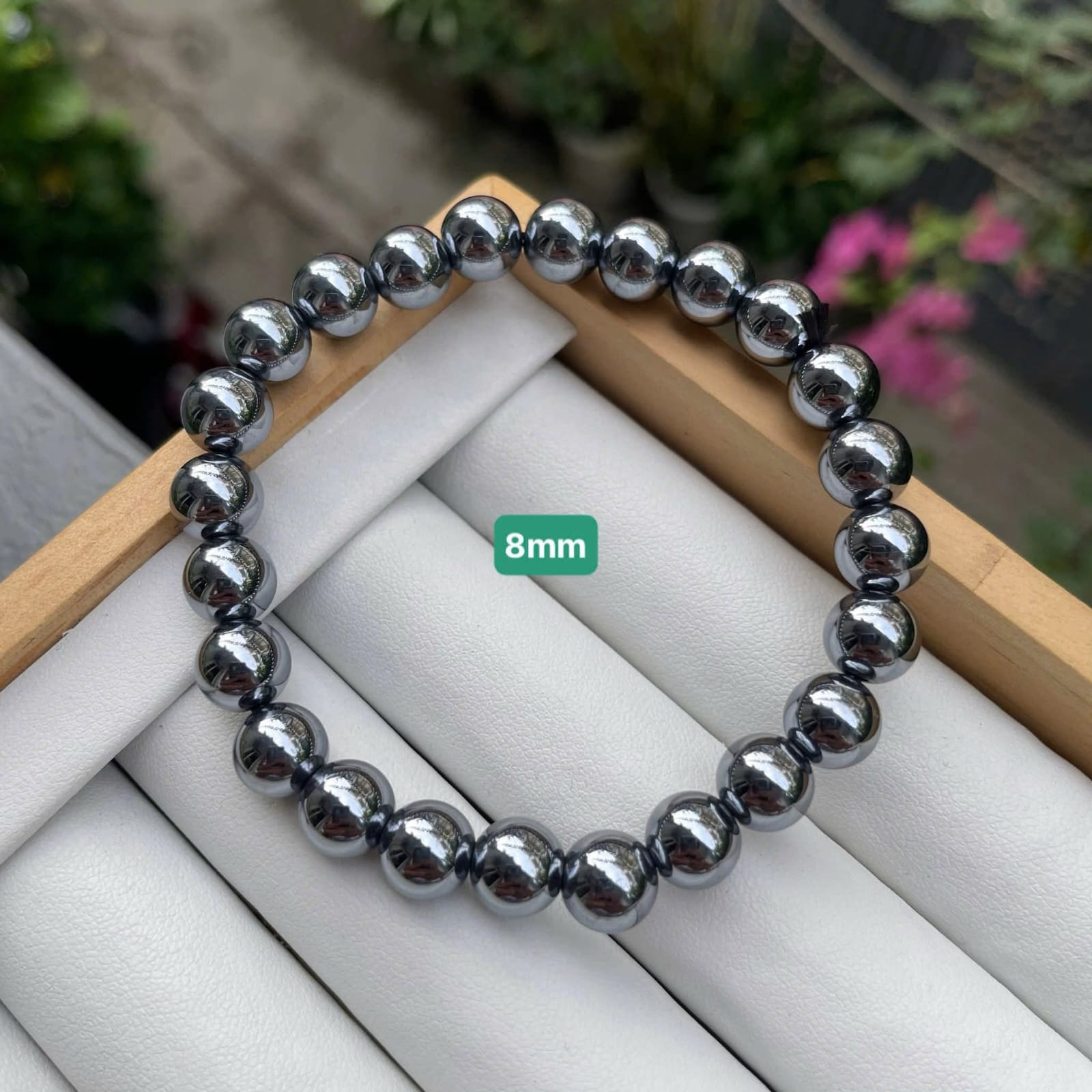 Sleek Metallic Hematite Bead Bracelet (8mm)